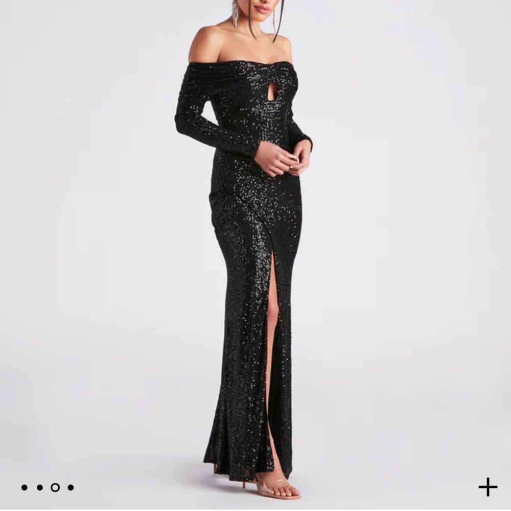 Windsor Black Long Sleeve Sequin Formal Dress. Size XS